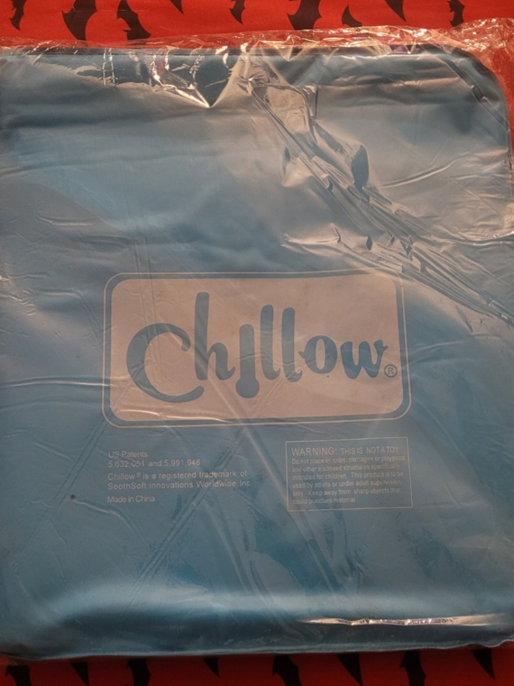 Brand New Original Authentic Patented Chillow Cooling Pillow Pad 21 x 12 Inch